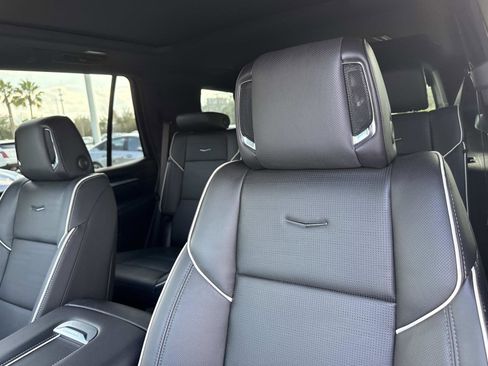 Certified 2025 Cadillac Escalade Sport w/ Touring Package image 23