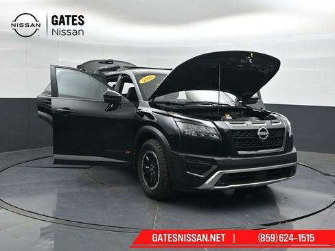 Used 2025 Nissan Pathfinder Rock Creek AWD/4WD image 58