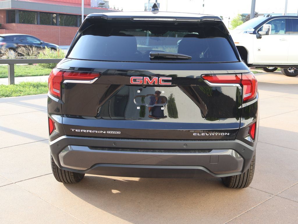 New 2027 GMC Terrain Elevation AWD/4WD image 4
