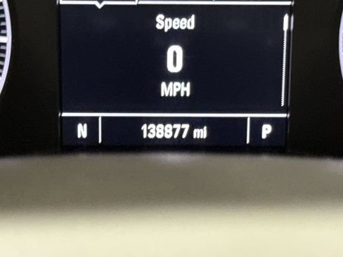 Used 2017 GMC Acadia SLE w/ Driver Alert Package I AWD/4WD image 13