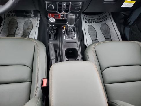 New 2026 Jeep Gladiator Mojave image 22