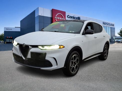 Used 2024 Alfa Romeo Tonale Ti w/ Active Assist Package image 3