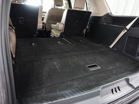 Used 2024 Ford Expedition Limited image 21