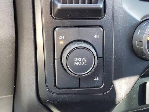 New 2025 Ford F250 XLT image 21