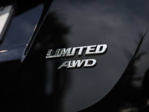 Used 2018 Toyota RAV4 Limited w/ Advanced Technology Package AWD/4WD image 24