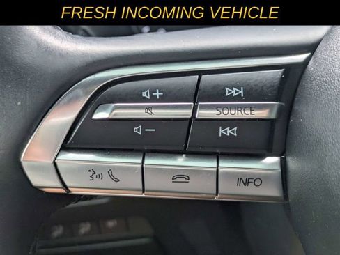 Used 2021 MAZDA MAZDA3 s image 23