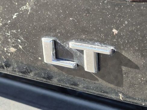 Used 2024 Chevrolet Colorado LT w/ LT Convenience Package III image 10