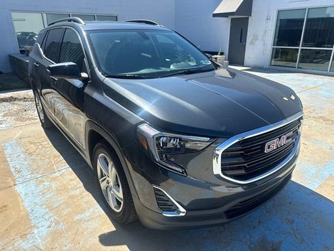 Used 2019 GMC Terrain SLE w/ Driver Convenience Package AWD/4WD image 10
