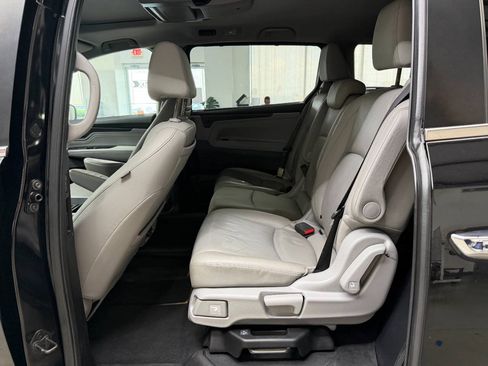 Used 2019 Honda Odyssey Touring image 11