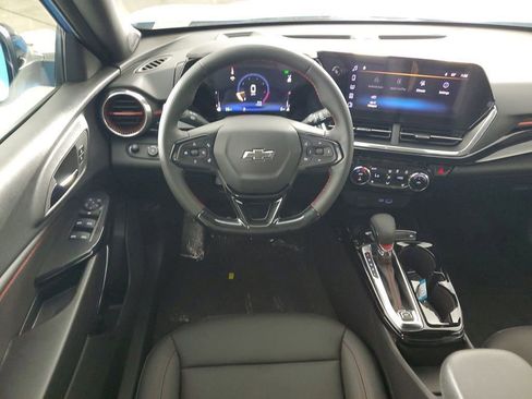 New 2026 Chevrolet Trax RS w/ Sunroof Package image 13