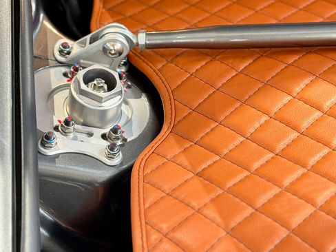 Used 1989 Porsche 911 Carrera 4 image 77