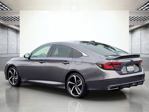 Used 2020 Honda Accord Sport image 9