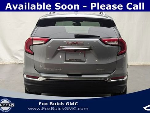 Certified 2024 GMC Terrain SLT image 6