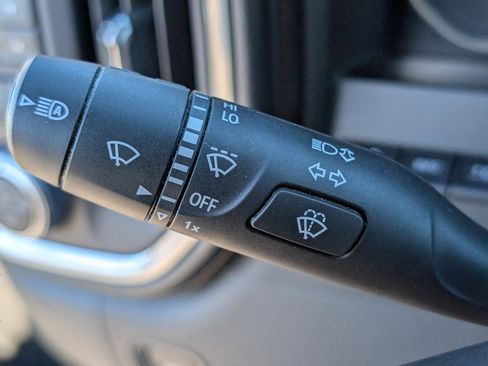 Used 2020 GMC Sierra 1500 AT4 w/ AT4 Premium Package image 26