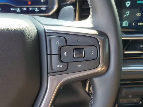 Certified 2025 Chevrolet Silverado 1500 High Country w/ High Country Premium Package AWD/4WD image 17