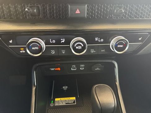 Used 2025 Honda CR-V Sport Touring image 18