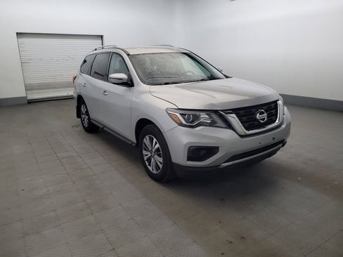 Used 2019 Nissan Pathfinder S AWD/4WD image 13