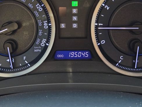Used 2012 Lexus IS 250 w/ F-Sport Pkg w/Summer Tires RWD image 25
