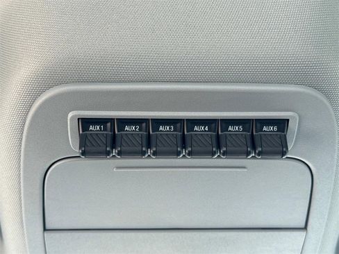 New 2025 Ford F350 XL w/ XL Chrome Package image 19