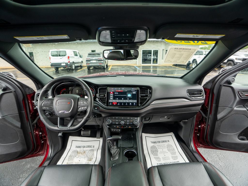 Used 2025 Dodge Durango R/T AWD/4WD image 21
