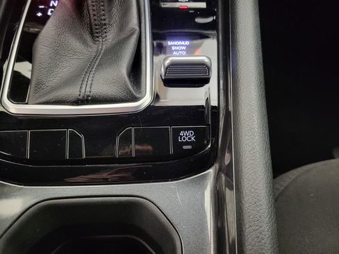 Used 2023 Jeep Compass Sport image 5