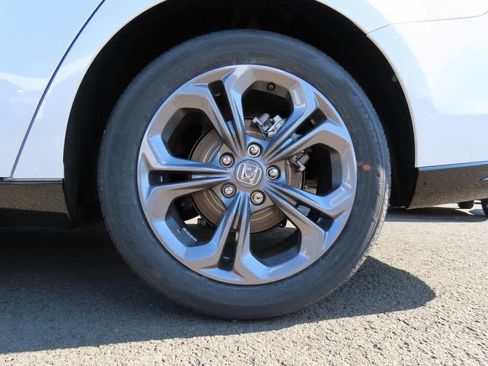 New 2026 Honda Accord SE image 9