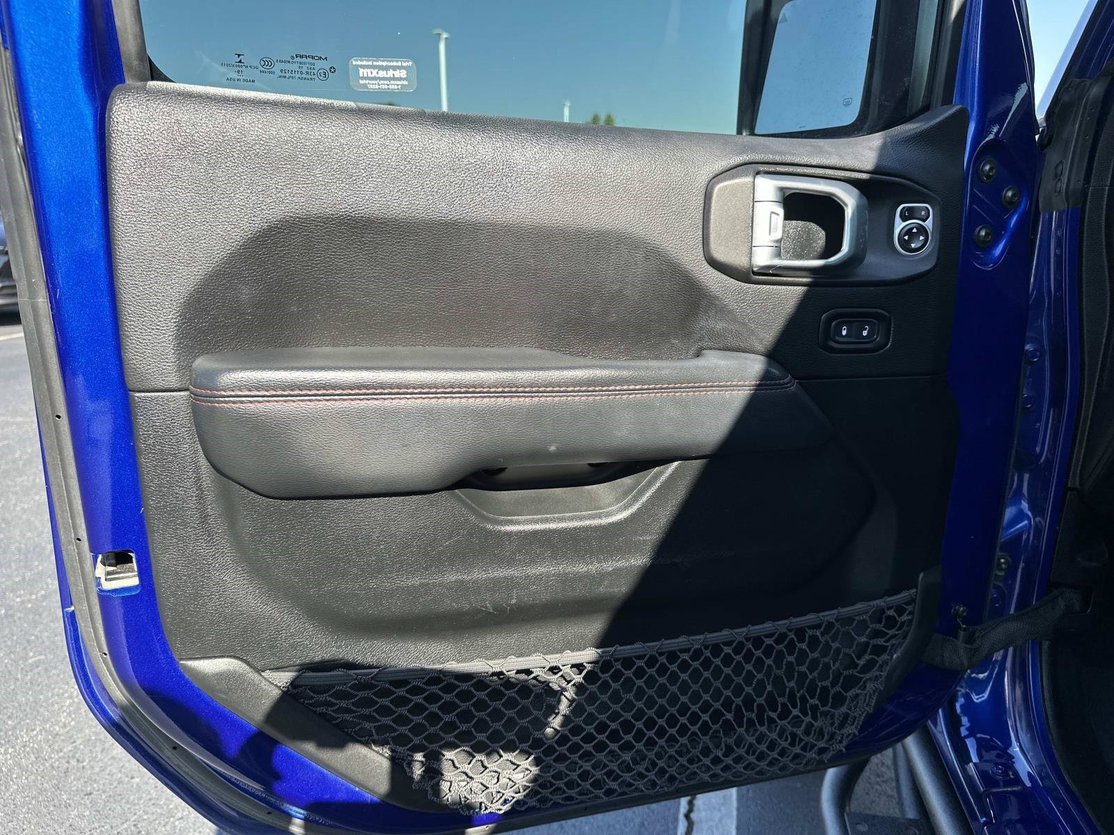 Used 2020 Jeep Wrangler Unlimited Rubicon w/ LED Lighting Group AWD/4WD image 14