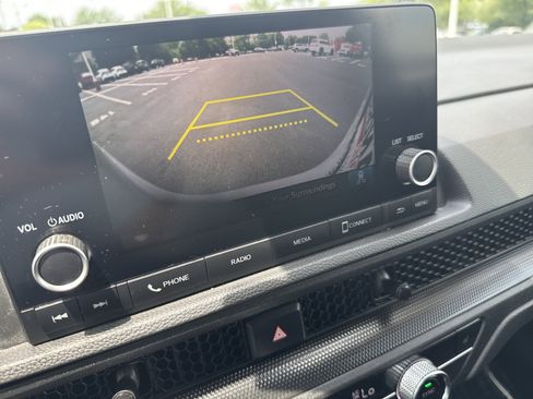 Used 2023 Honda CR-V EX image 19