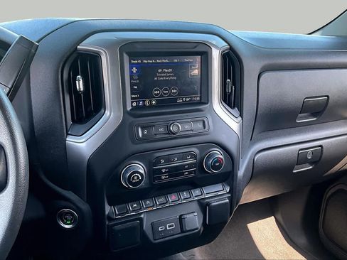 Used 2024 Chevrolet Silverado 1500 Custom w/ Turbomax Blackout Package RWD image 7