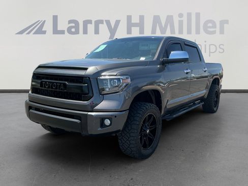 Used 2015 Toyota Tundra Limited w/ Limited Premium Package AWD/4WD image 1