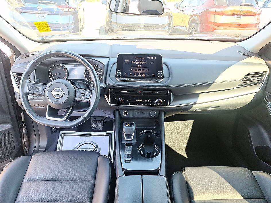Certified 2022 Nissan Rogue SV w/ SV Premium Package FWD image 19