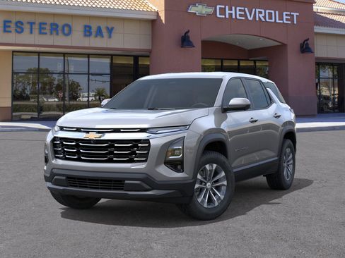 New 2026 Chevrolet Equinox LT FWD image 6