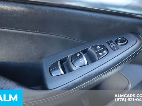 Used 2023 Nissan Maxima SL image 15