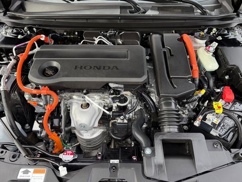 Certified 2025 Honda Accord Sport image 11