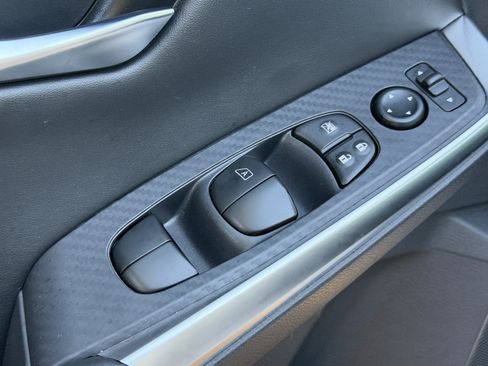 Used 2024 Nissan Sentra SR image 6