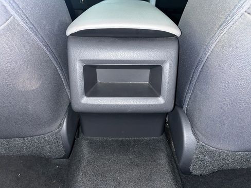 Used 2020 Toyota Camry LE image 24