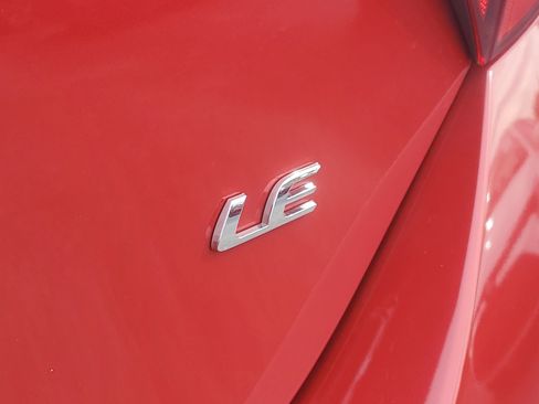 Certified 2016 Toyota Corolla LE FWD image 10
