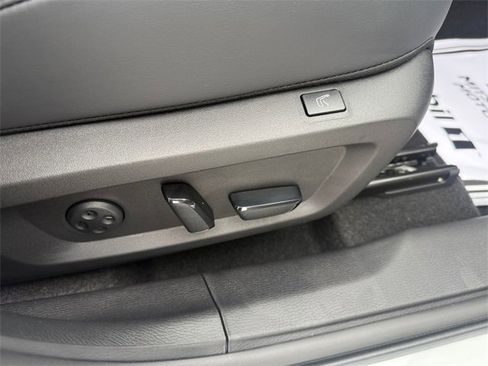 New 2025 Mitsubishi Outlander SEL Black Edition image 25