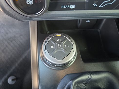 Certified 2022 Ford Bronco Big Bend image 18