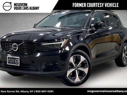 Certified 2026 Volvo XC40 B5 Plus w/ Protection Package Premier