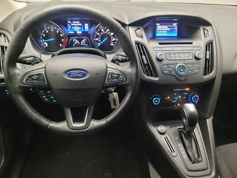 Used 2016 Ford Focus SE w/ SE Sport Package FWD image 22