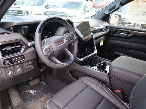 New 2026 GMC Yukon XL Elevation image 31