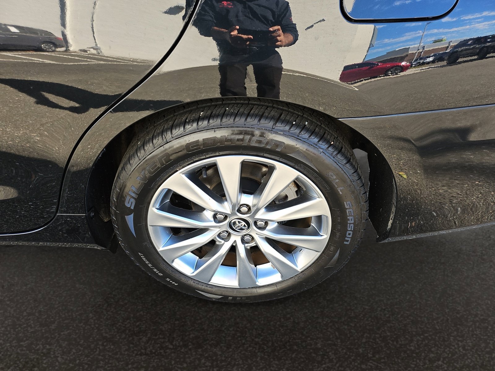 Used 2015 Toyota Camry XLE FWD image 44
