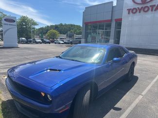 Used 2022 Dodge Challenger SXT w/ Blacktop Package RWD video 1