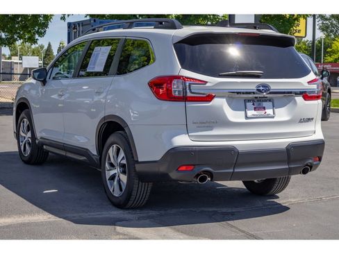 Certified 2025 Subaru Ascent Premium AWD/4WD image 5