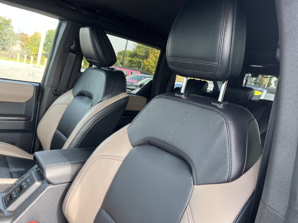 Used 2024 Ford Bronco Wildtrak AWD/4WD image 12