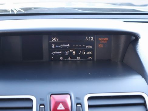 Used 2018 Subaru Forester 2.5i Limited image 19