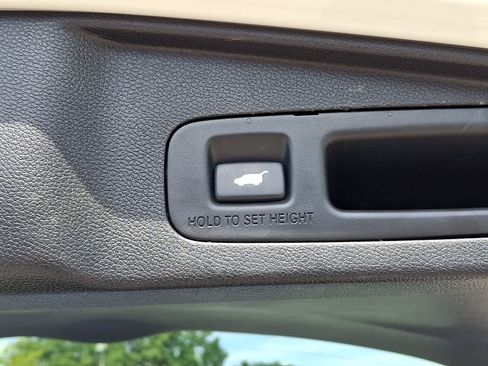 Used 2017 Honda CR-V EX-L image 31