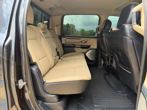 Used 2019 RAM 1500 Limited AWD/4WD image 33