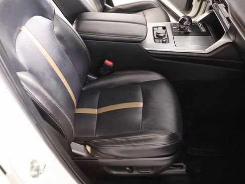 Used 2024 MAZDA CX-90 Plug-In Hybrid w/ Premium Plus image 15